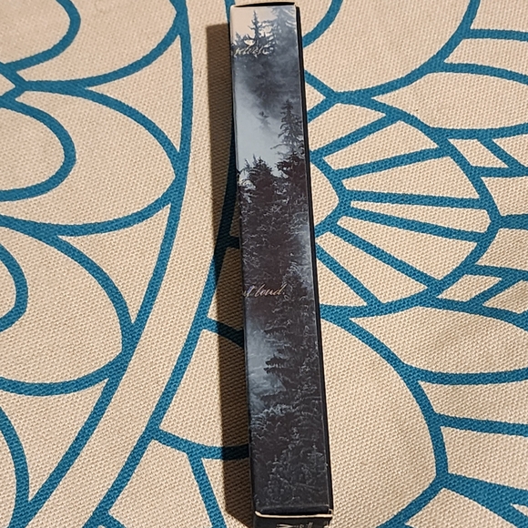 Twilight Colourpop Graphix Ink Liner in The Color Coven - Picture 6 of 8